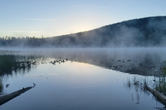 Trillium-Lake-Hike-fog-over-lake-low